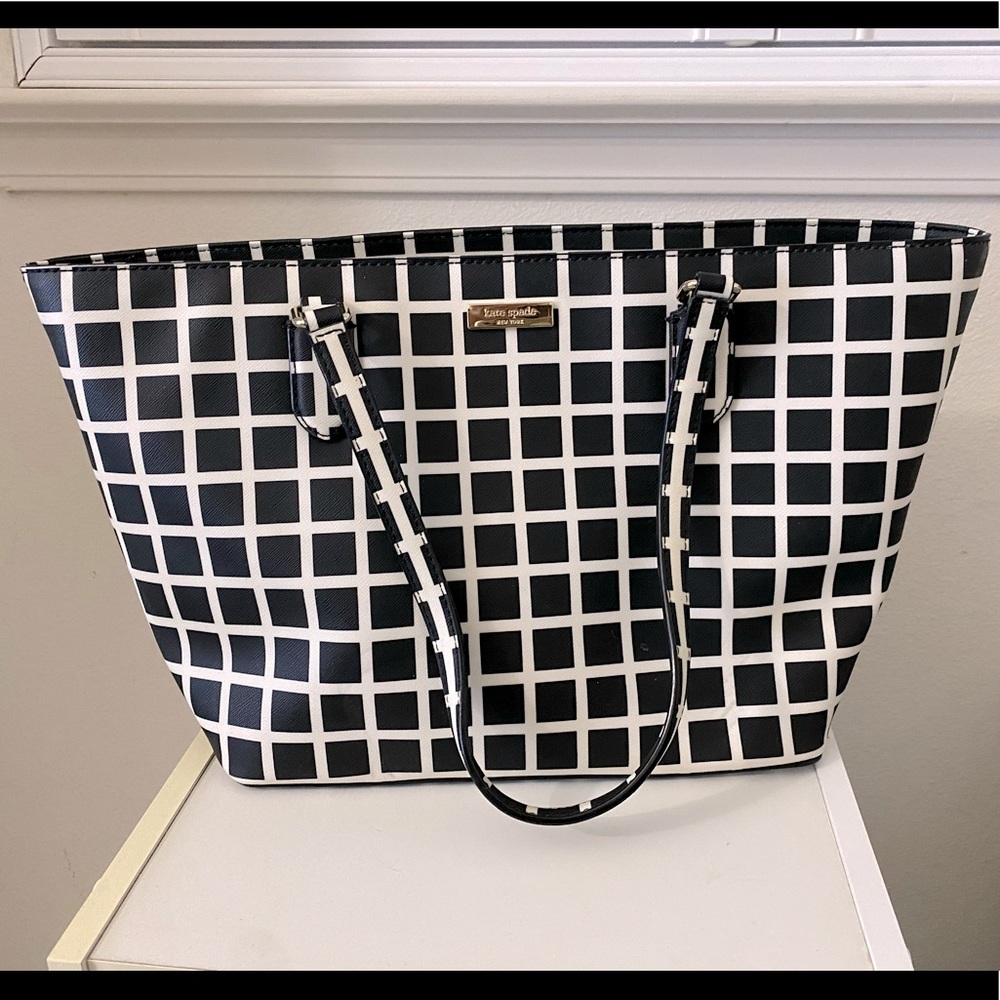 NWOT black and white Kate Spade purse